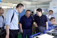 苏州工业园区管委会副主任倪乾一行 调研大连依利特