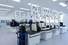 <b>两代院士接力，四十载技术沉淀：国产液相色谱的 “依利特密码”</b>